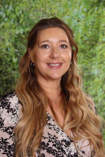 Miss Curtis                               BA (Hons), PGCE, NPQH